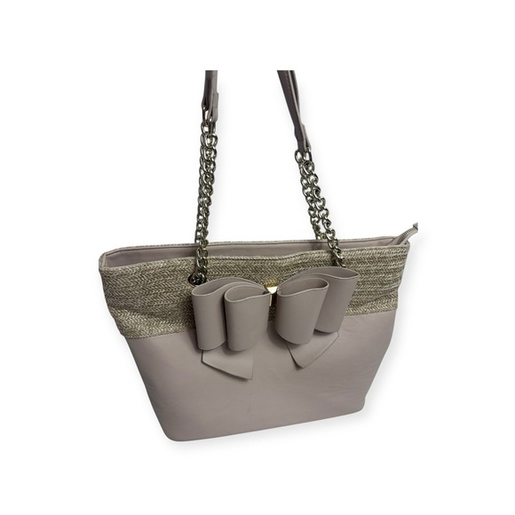 Grossi cream/taupe bag with bow on the front with chain handles - Picture 1 of 13